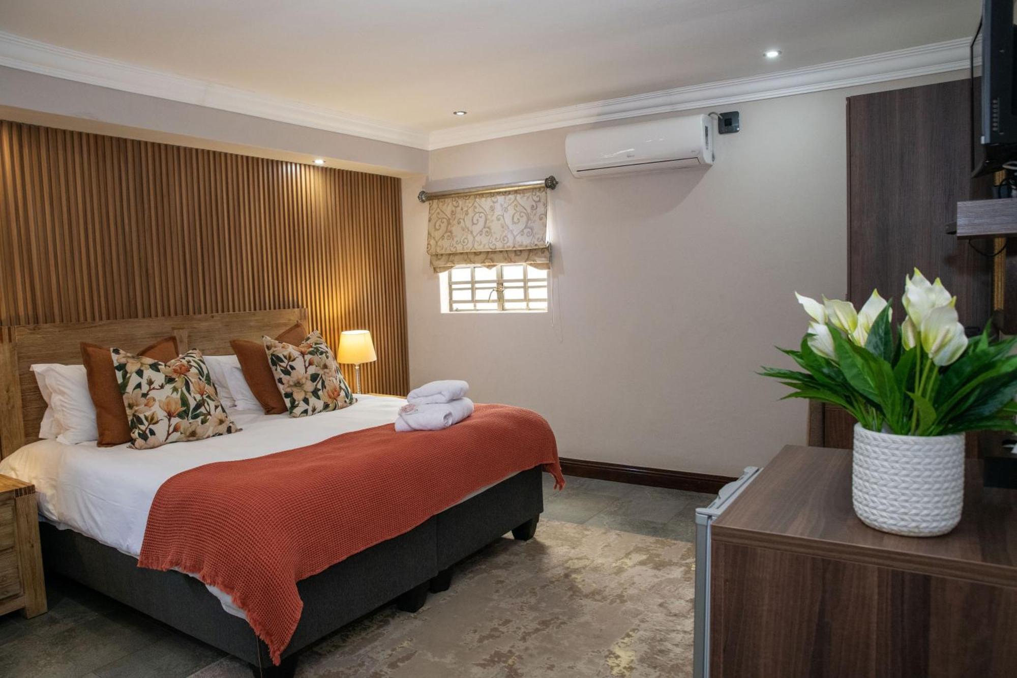 Iso'Bella Vita Guesthouse ファラボルワ エクステリア 写真