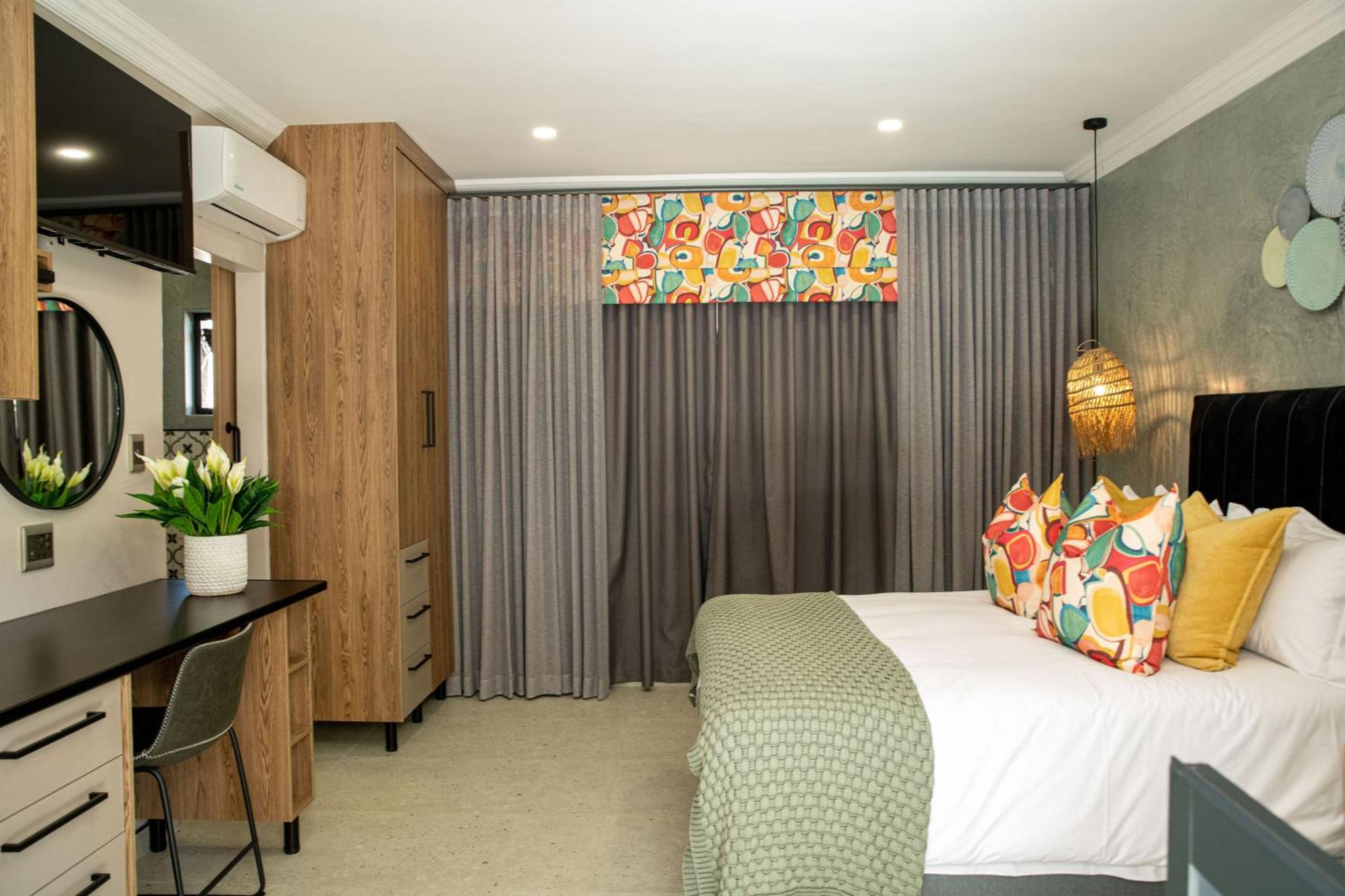 Iso'Bella Vita Guesthouse ファラボルワ エクステリア 写真
