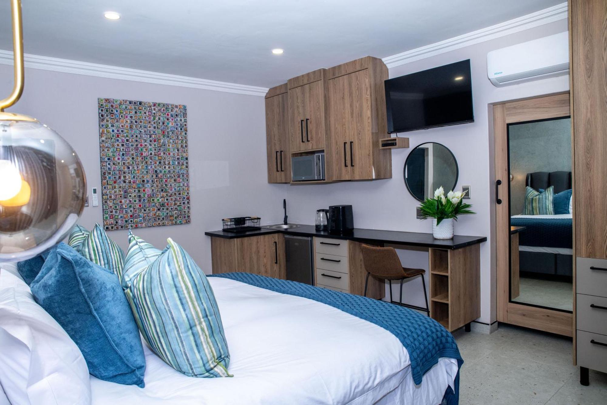 Iso'Bella Vita Guesthouse ファラボルワ エクステリア 写真